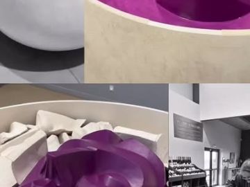 Nous avons le privilège d’avoir une sculpture de Jean-Pierre Dussaillant au beau milieu de l’espace dégustation de la cave.
Elle est à nos côtés depuis 2...